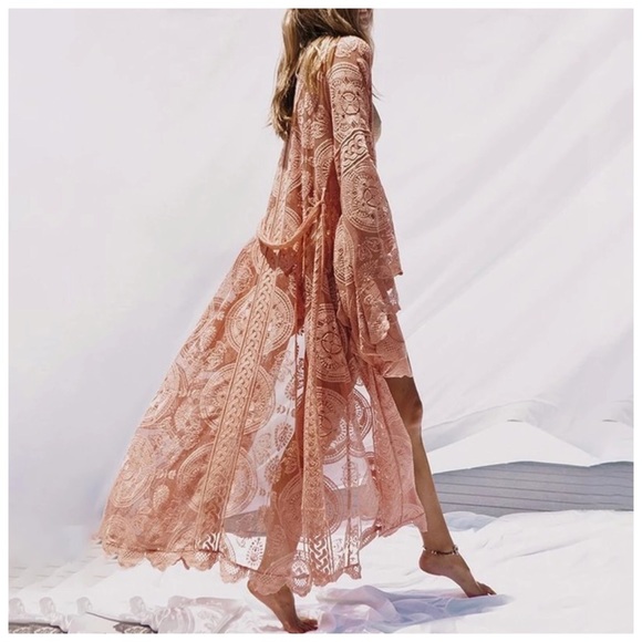 Coral Intricate Lace Duster Top - Picture 3 of 3